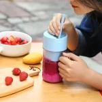Mini Juicer with handle & straw - Image 2