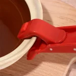 Silicone Hot Bowl Gripper - Image 4