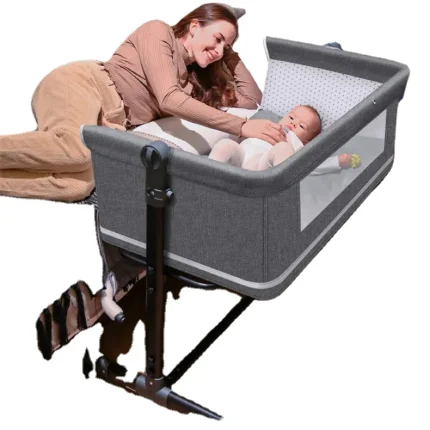 Baby crib for newborn babies