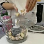 GARLIC PEELER SILICONE ROLLER - صورة 8