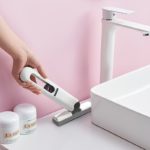 Compact Rotating Mop for Pet Mess & Tight Spaces - Image 3