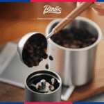 Bincoo Walnut Coffee Scoop: Elegant, Precise Measuring - Image 2