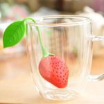 Charming Strawberry Tea Infuser with Easy Grip Handle - Image 3
