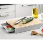 WIEZ Versatile Bamboo Cutting Board with Tray - Image 3